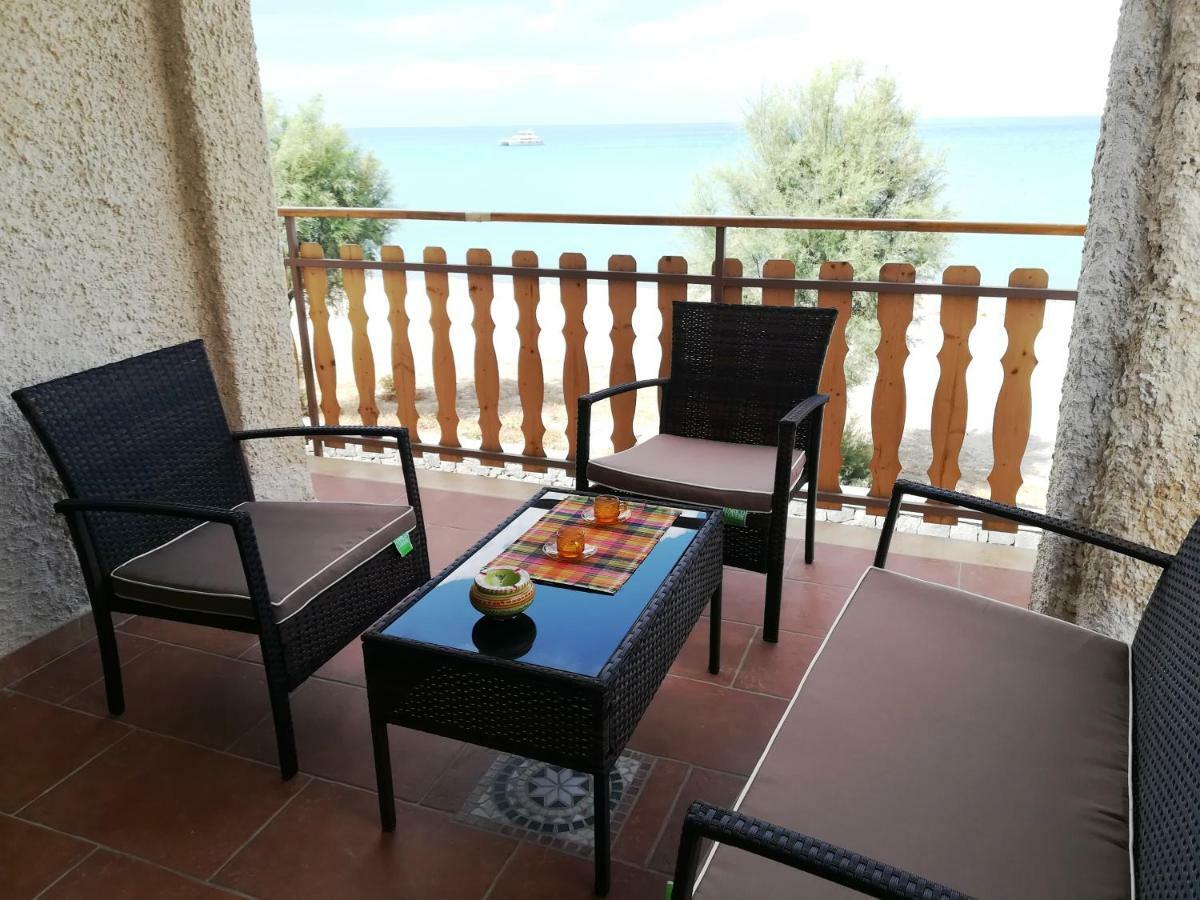 Noemi Holiday House Villa Agnone Bagni Exterior foto